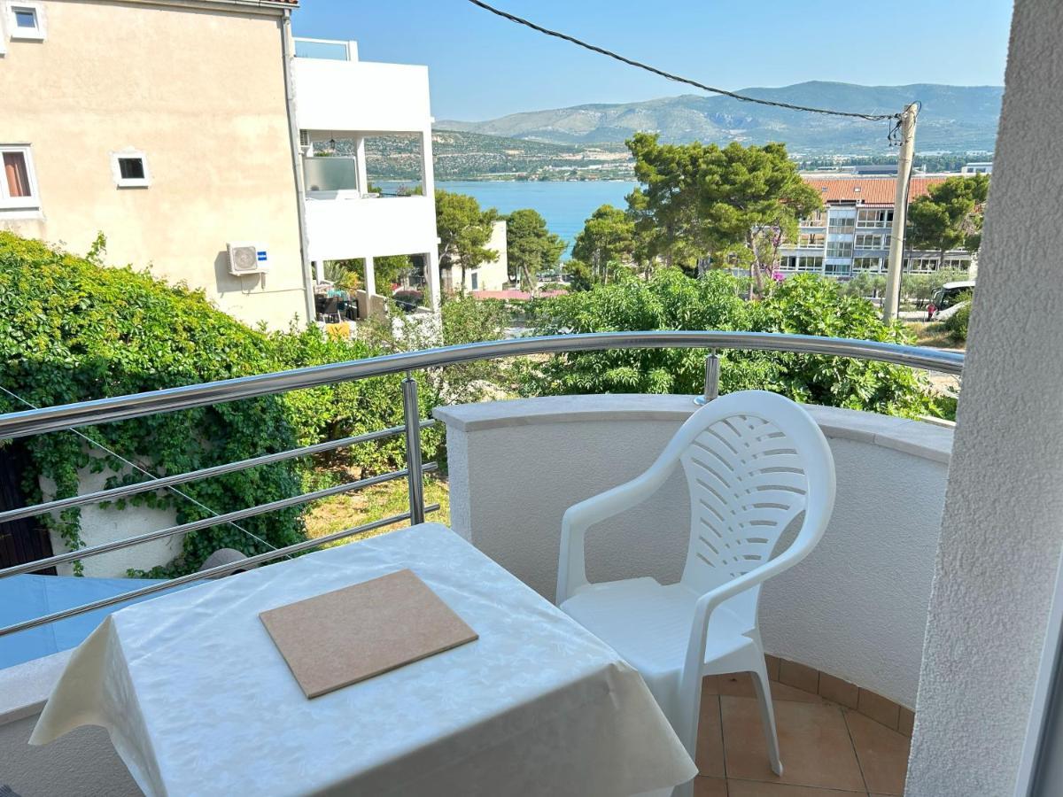 Apartments Antonella Traù Esterno foto
