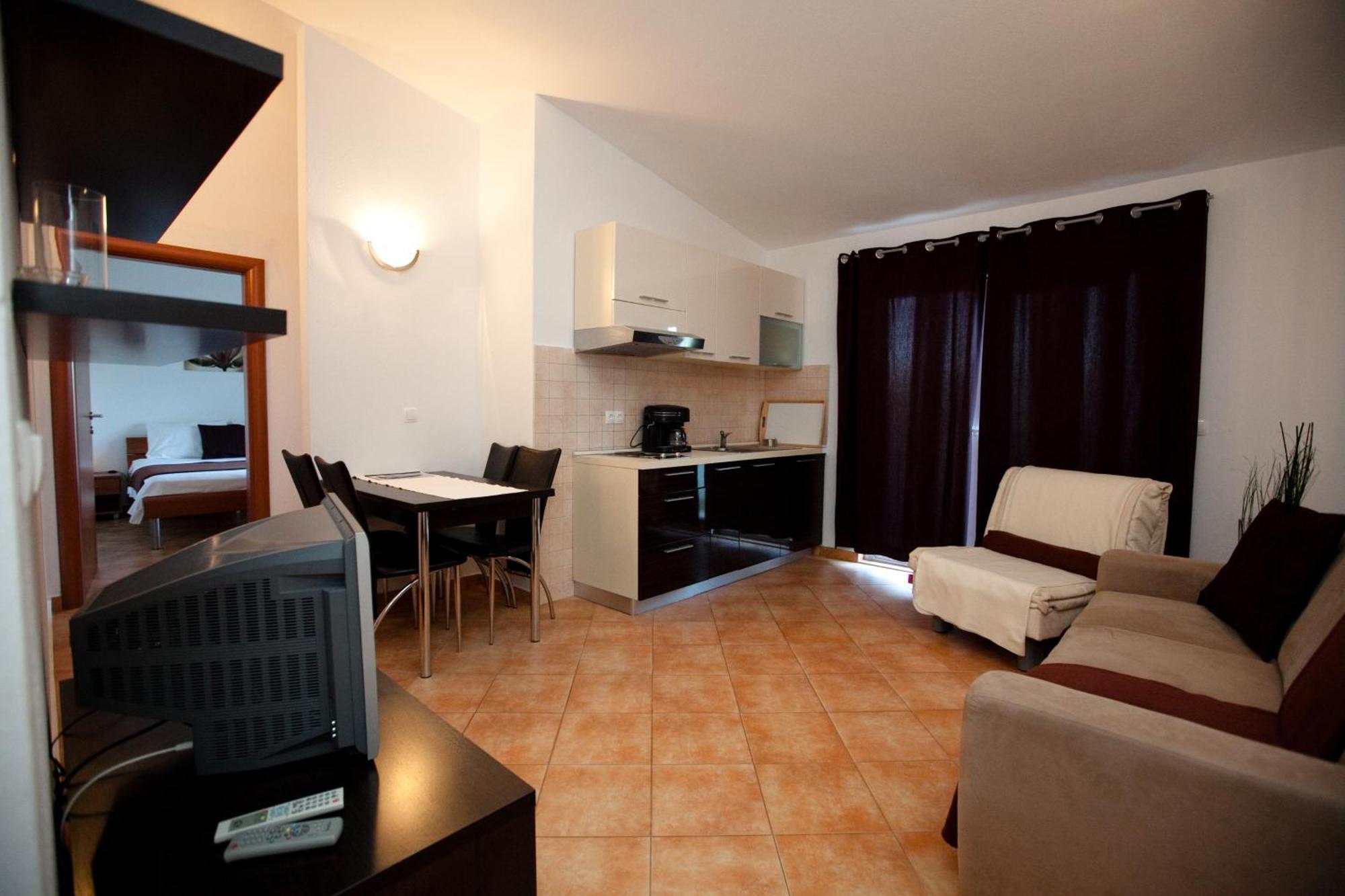 Apartments Antonella Traù Esterno foto